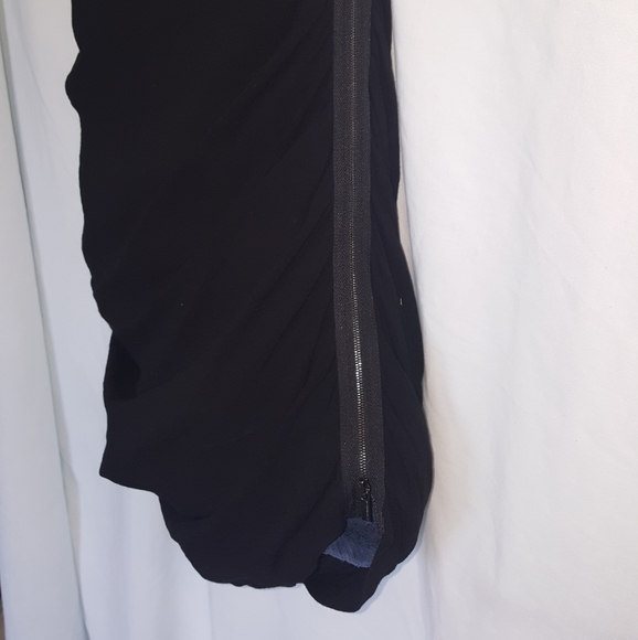 BCBGmaxazaria side zipper little black dress - Picture 4 of 7